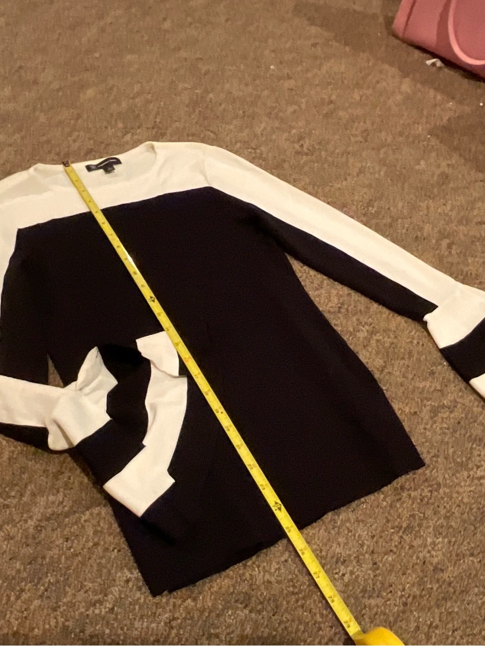 INC Colorblock Long Sleeve Crewneck Top Black White BELL OPEN SLEEVES NWOT
